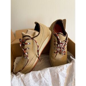 NIB Chaco Shoes Women 7 Tan Suede Velleda Incense Outdoors Hiking Camping Nature